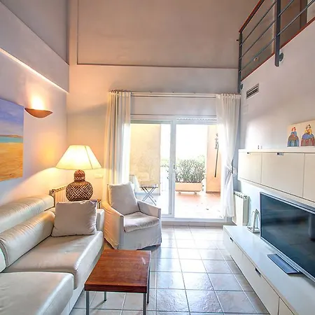 Duplex White Pei By Hello Apartamento *